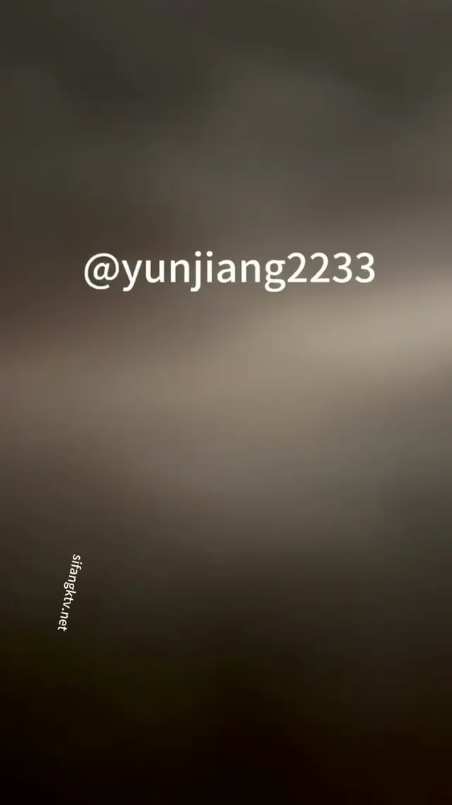  萝莉学妹的身材真是太棒了！