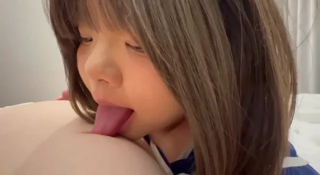 坦克型精神小妹吃鸡反差视频曝光
