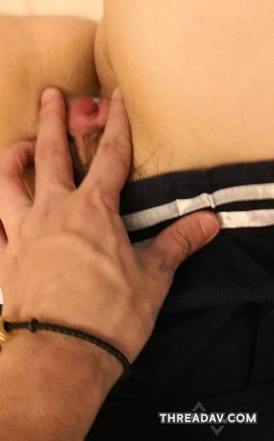 大學母狗自拍照 被男友外流