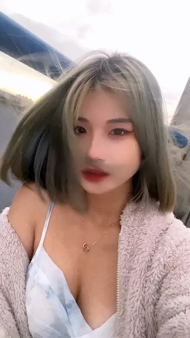 又一個母狗IG被男友外流 
