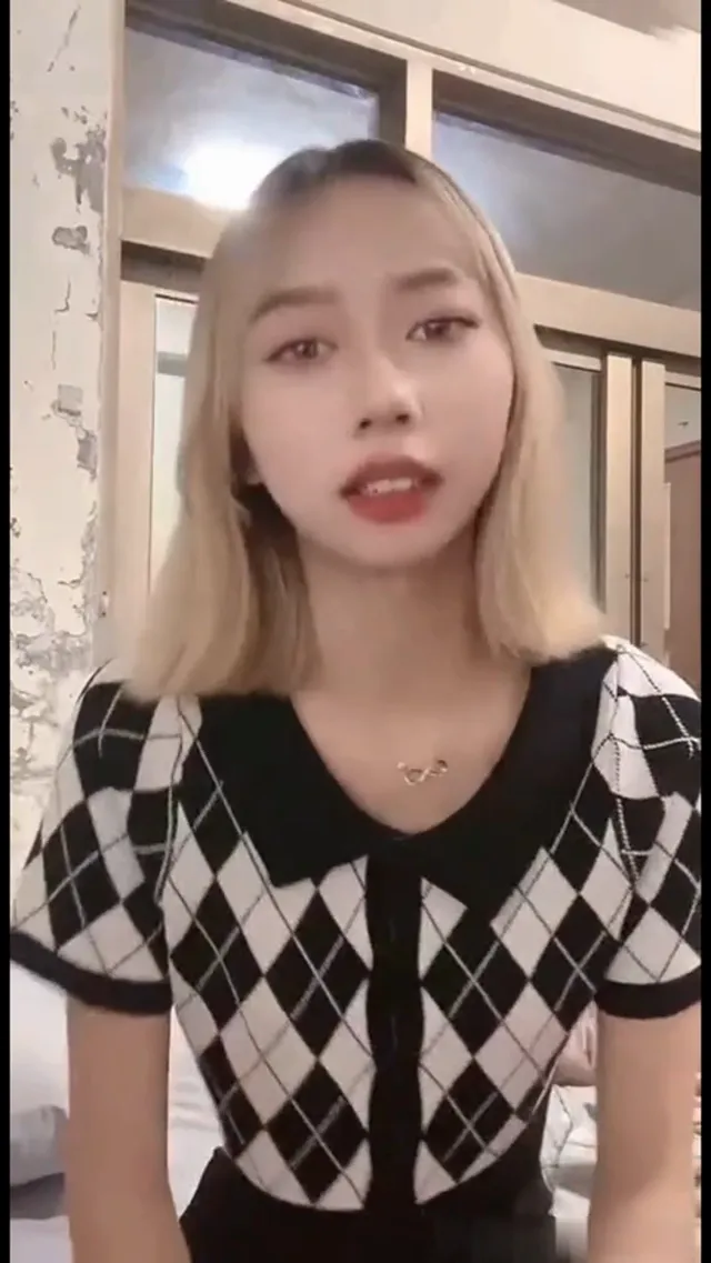 小奶短髮IG私密照影片外流