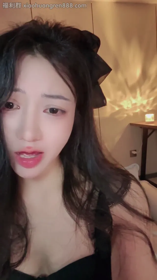 超级漂亮纯欲女神 甜美又淫荡~跳蛋假鸡巴潮喷