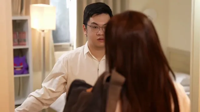 [本土無碼中文]高顏值熱門網紅女模【郭芸希】劇情福利，我還要看書你自己動吧，足交啪啪無套內射 
