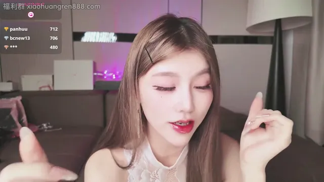 小野猫自慰喷水高潮脸    极品女神 大秀喷水合集