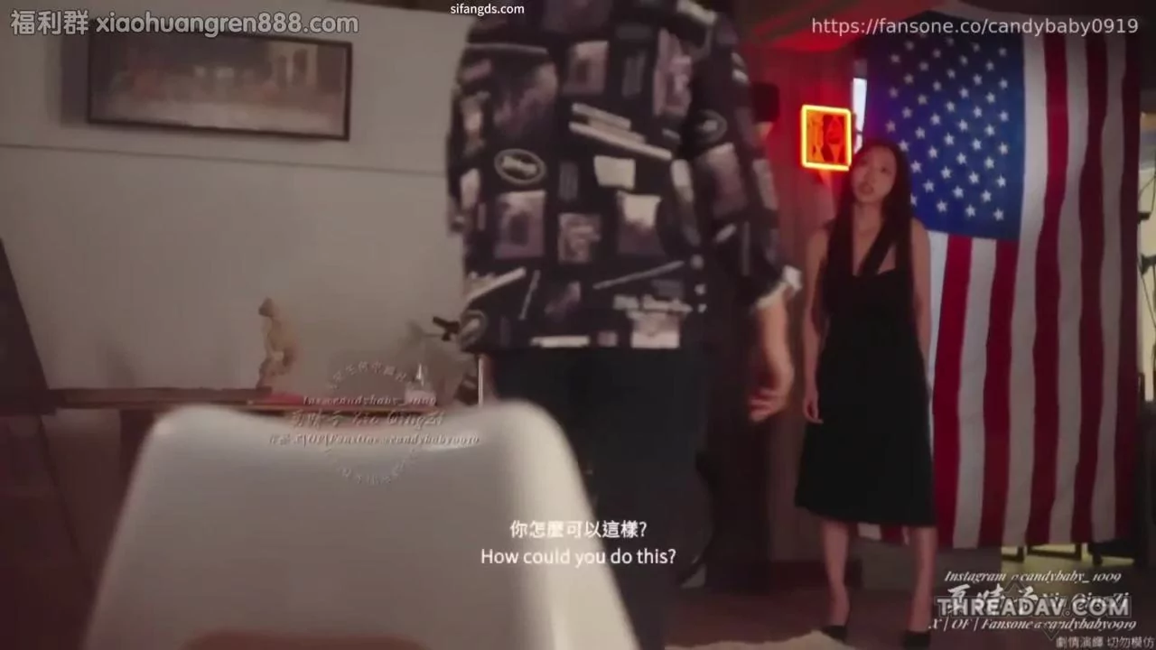 終於等到老婆出差归來，一開門看到後忍不住馬上羞辱凌辱，拉過來後入猛操猛幹，叫的可爽