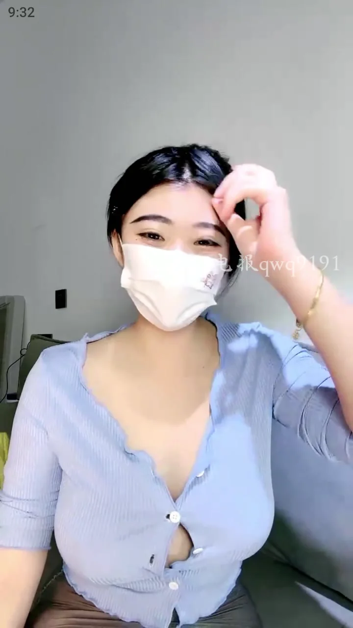 白絲包臀爆乳純情小野貓極致誘惑