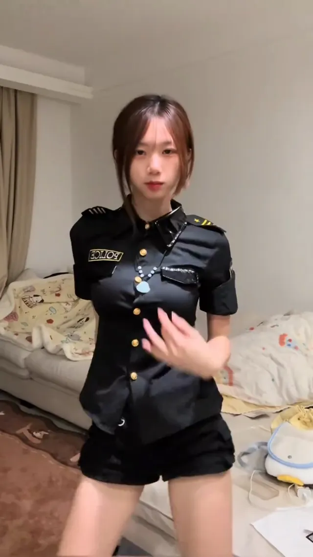 御姐制服誘惑