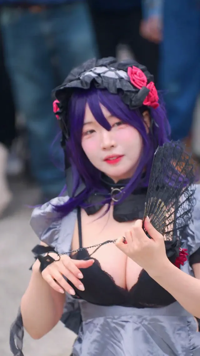 《咬鏈子很性感的momo+華子狐妖狐+晚間小沁》圓山花博_FF44