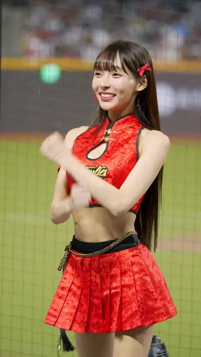 大巨蛋_味全_林襄《李凱威_劉基鴻加一點點超級喜歡應援_腰真的太瘦了_》