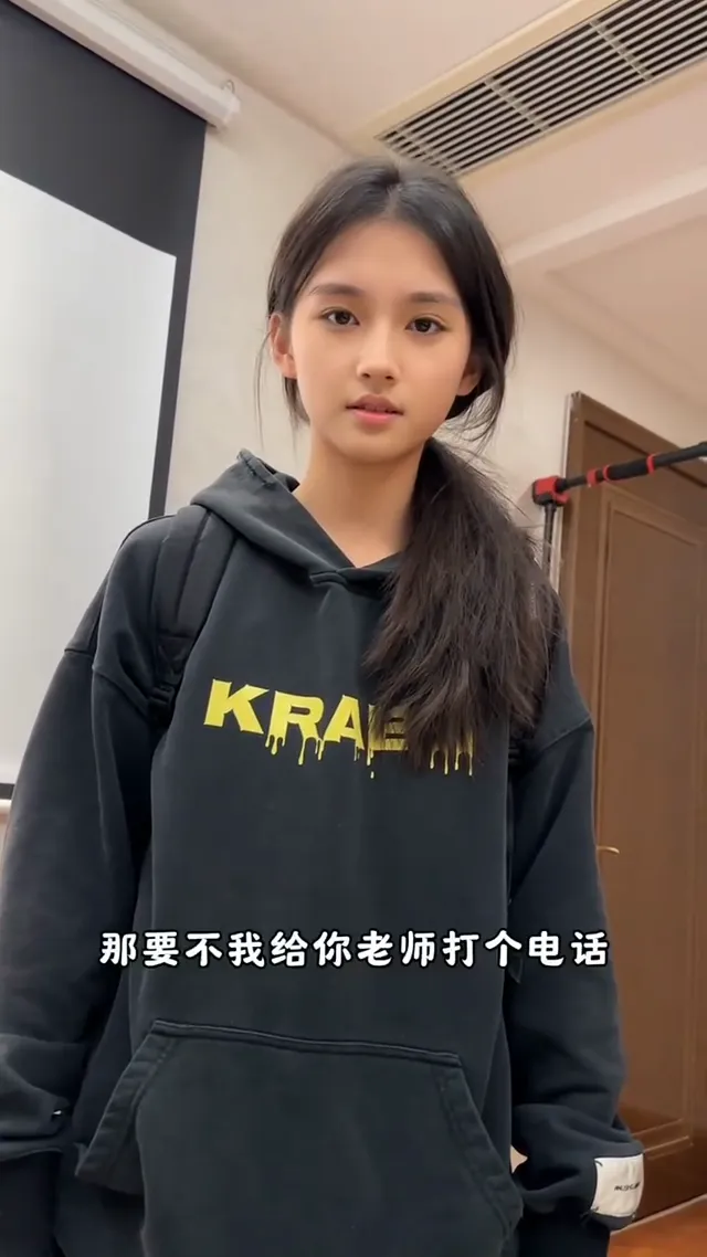 现在高中生早上六点半就要到校，稍微起晚一点早饭都没得吃，可怜，还好闺女都很准时