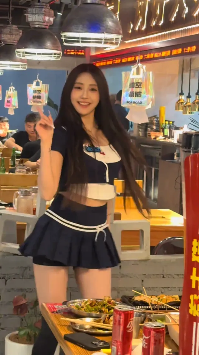 戀愛放一邊，燒烤和她才是正經事！❤️‍🔥