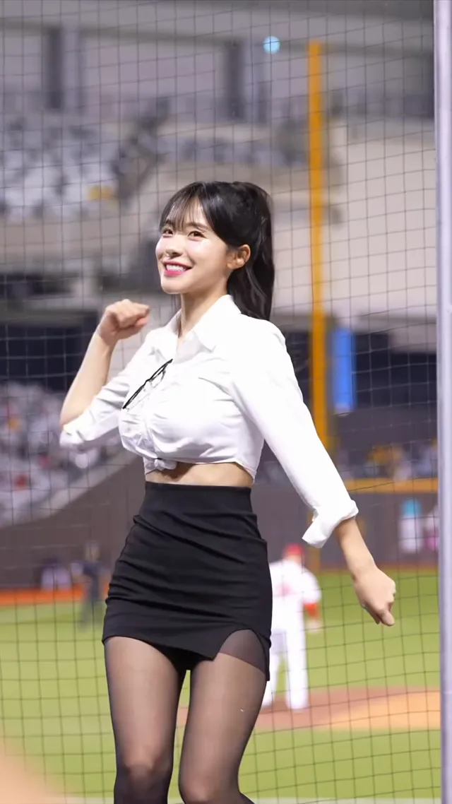 多慧這不是小雞舞吧🤣@le_dahye#이다혜#치어리더#李多慧#cheerleaders#台湾野球チア#小龍女