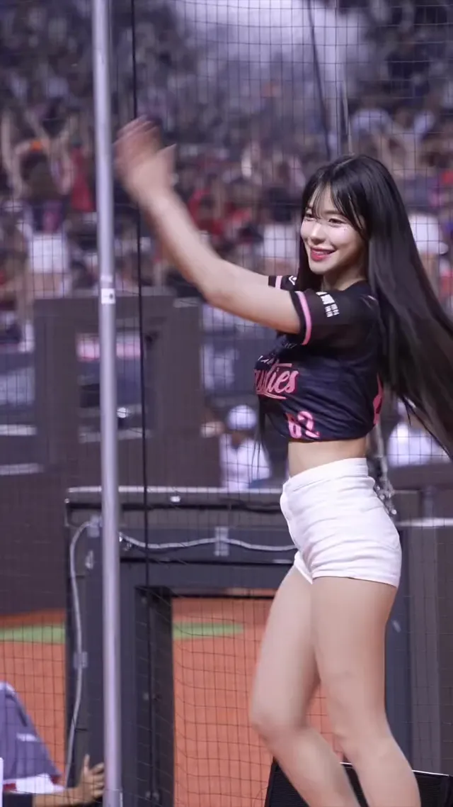 多慧太搞笑了 @le_dahye#이다혜#李多慧#cheerleaders#台湾野球チア#小龍女