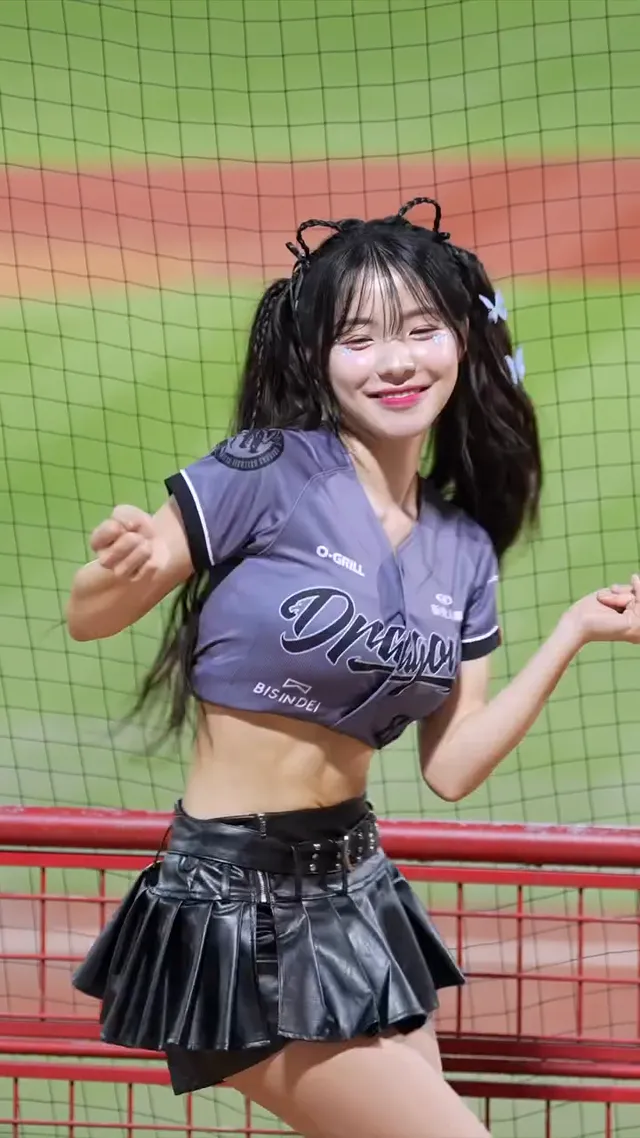 多慧扭完全停不下來 @le_dahye#이다혜#李多慧#cheerleaders#台湾野球チア#小龍女