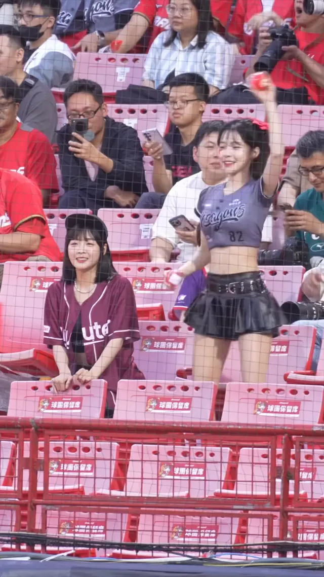 耍寶二人組@le_dahye#이다혜#李多慧#cheerleaders#台湾野球チア#小龍女