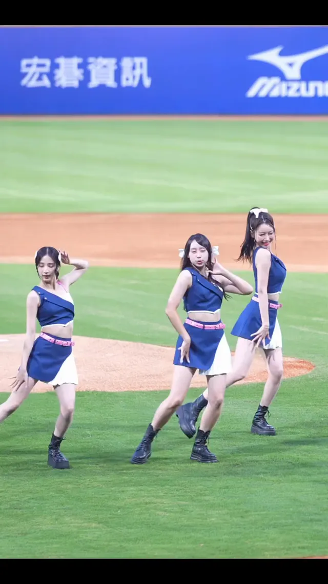 #이아영 #치어리더#모델#李雅英이아영#富邦悍將 #fubonangels#新莊城堡