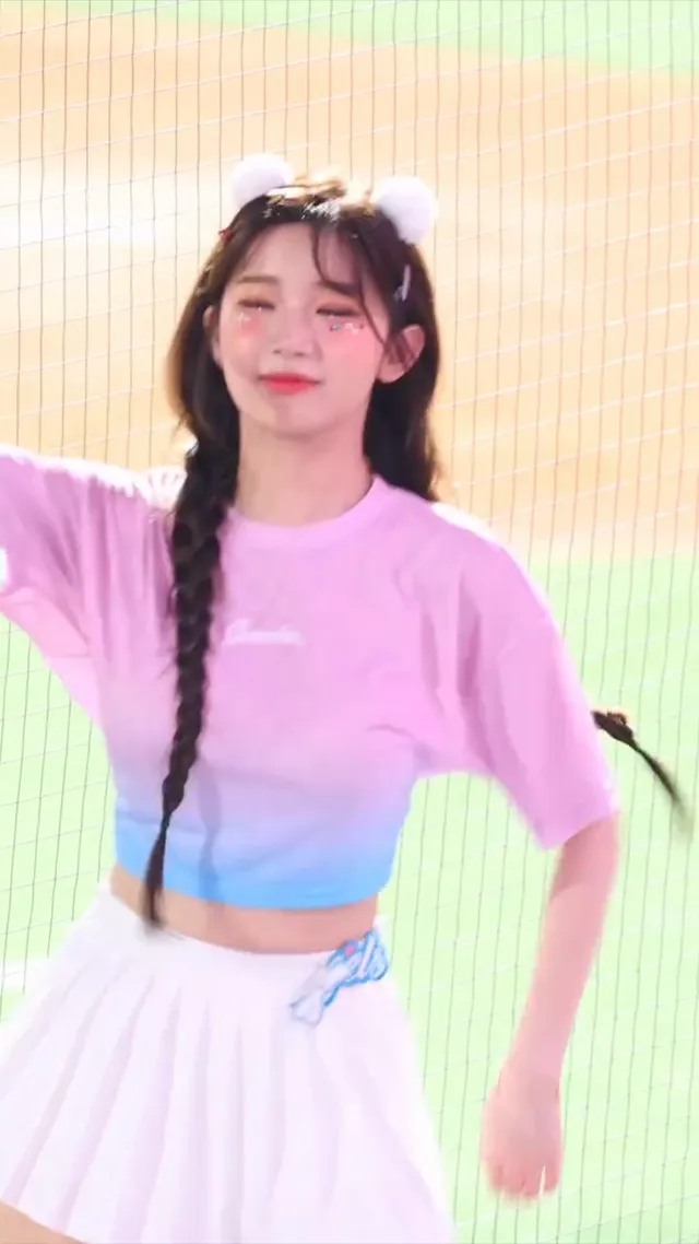 珠珠寶貝車頭燈真的太亮了🤨#이주은#李珠珢#LeeJuEun#fubonangels