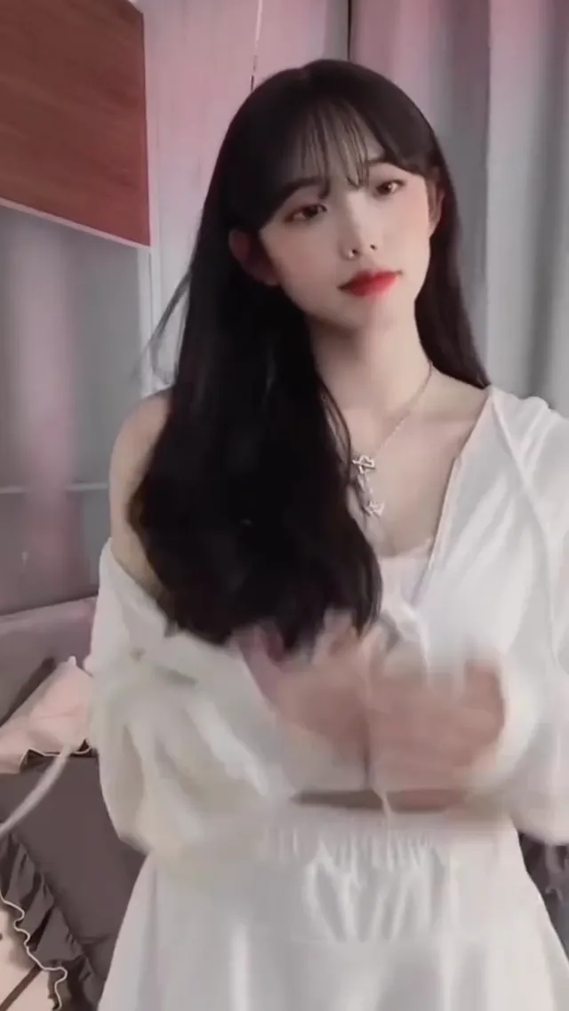 你知道什麼蛋最美嘛 就是你現在看的這張臉蛋