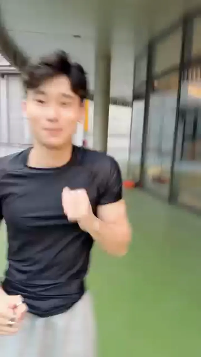 今天的咏恩是100%戀愛濾鏡