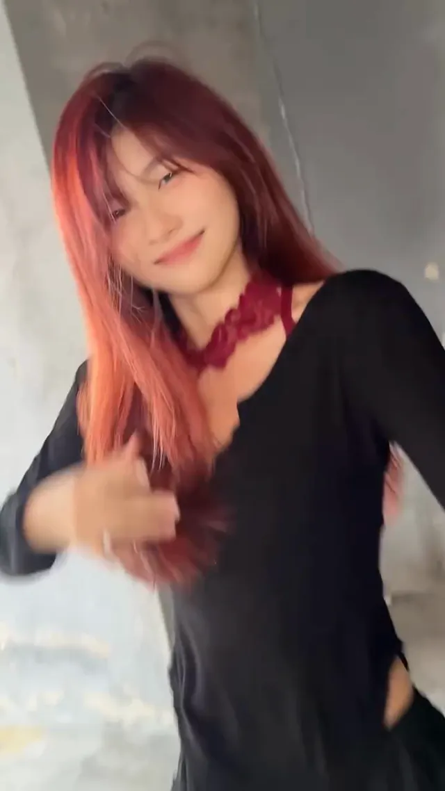 這不是跳舞，是撒糖啊