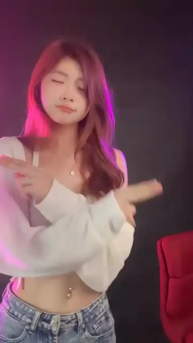 畫面這麼辣，我怕手機燒起來