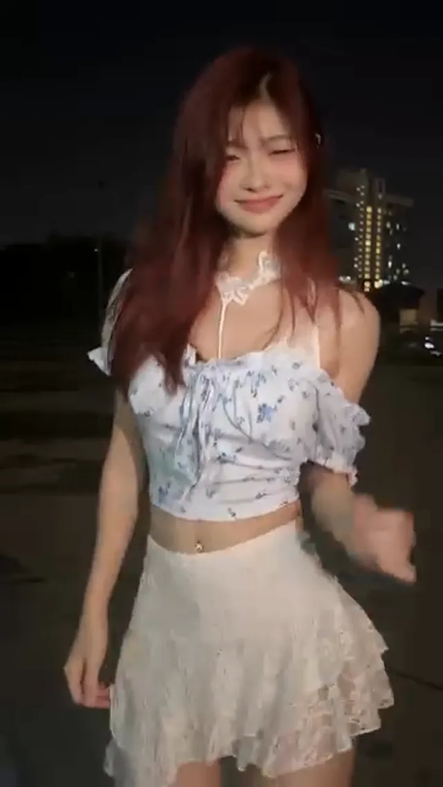 這畫面不是戀愛，是電流