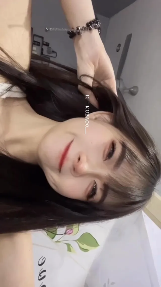 天天说爱我 没我不行 所以把我蒙在鼓里 把她蒙在被子里是吧 #撩发也撩你 #恋爱选我我超甜 #今天就想听情话