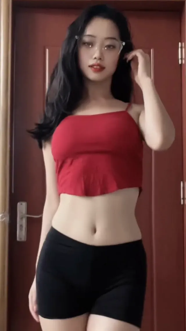 最喜欢看这样的紧身裤了