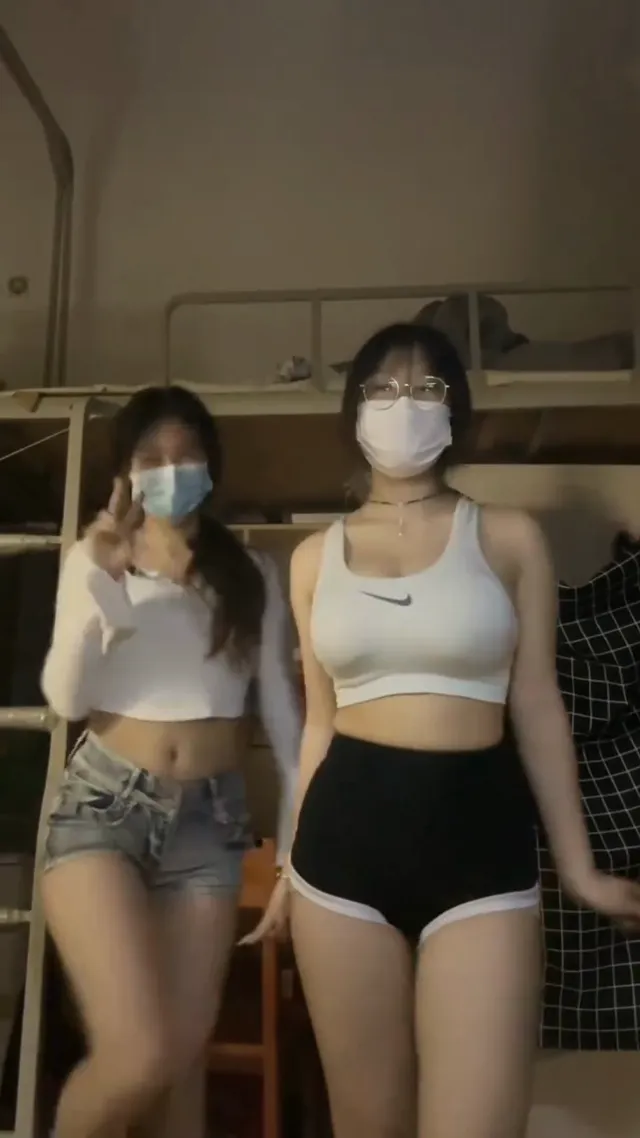 身材都好好，小孩子才做选择，我全都要