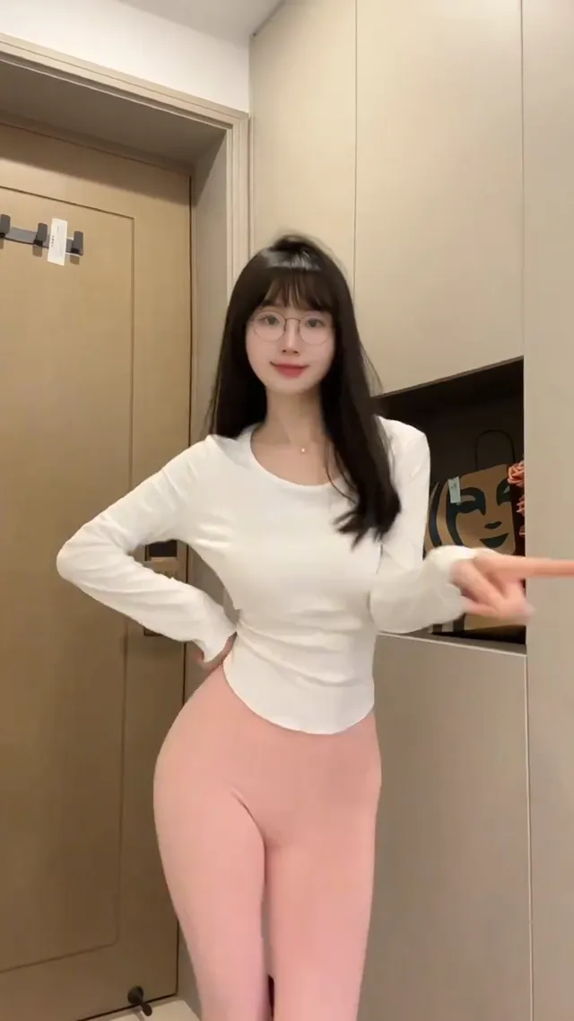 这瑜伽裤加昏加昏