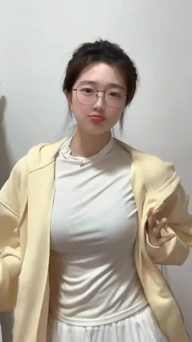 眼镜妹❤️