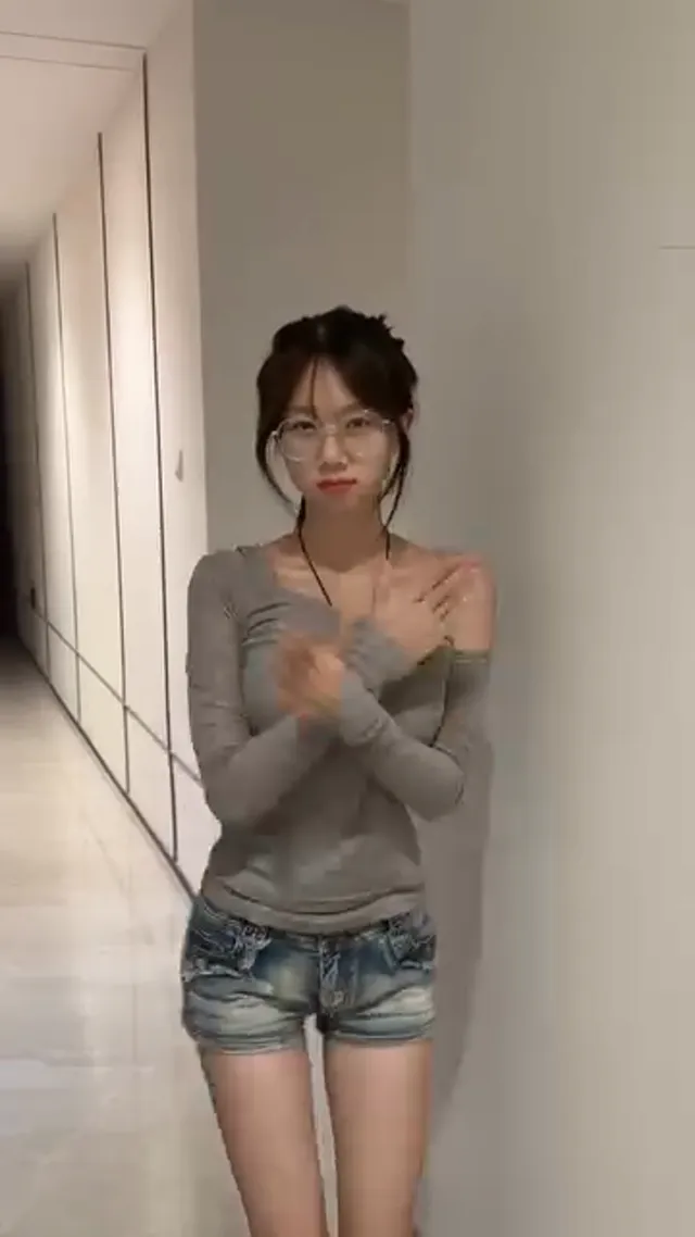 🤓