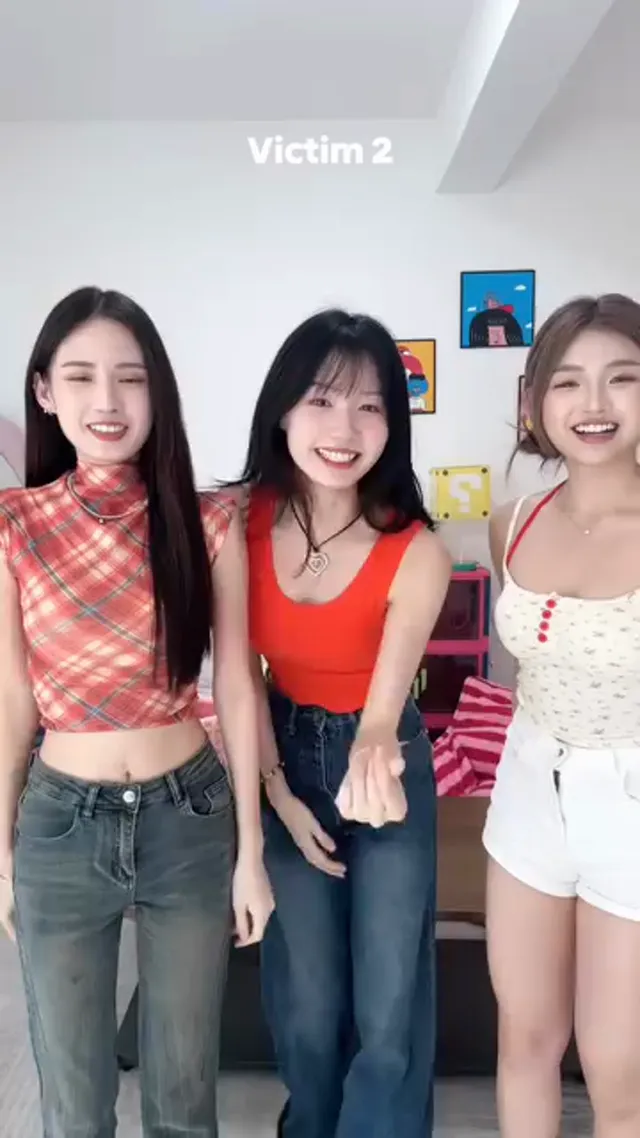 哈哈超好玩你们也一起玩玩看吧！😝 敬请期待我们的影片呀～  在caysmedia youtube channel ！ 🙈