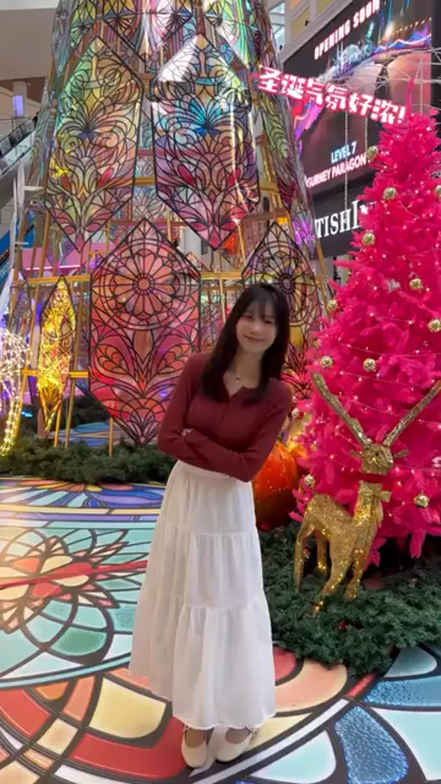 圣诞节快到了🤩 Cosas United和Gurney paragon 合作啦！！超漂亮圣诞打卡点还有圣诞活动🎄luggage fair 日期是11月14 - 12月29 ！ 如果想要有更多选择也