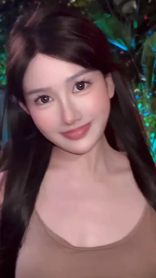 Follow me trending song 🥰 🥰🥰🥰 #short #tranding #fashion #style #love