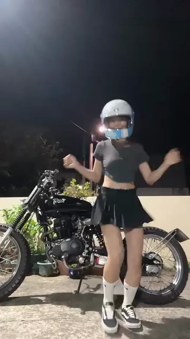 今年36歲 身高160 體重66 請問哪個是對ㄉ？  ⚙️： @gasick_tw   #fyp #fypシ #檔車 #雲豹 #雲豹200 #腿 #腿控