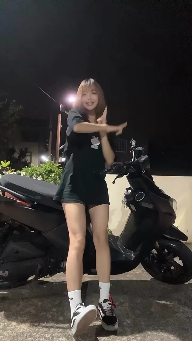 接下來你們會常常看到這社🐮在台三群魔亂舞ㄌ 這麼好看的車色當然是 @jun_wei_2727 出品😎 好看留言打好看✨  👔： @mixdo_official  #fyp #fypシ #bwsr