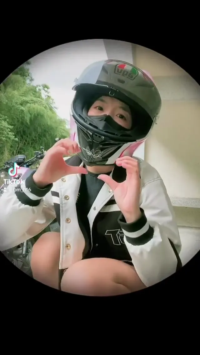 雖然我沒有90斤也沒有36D(꒦ິ⌑︎꒦ີ) 但是我可以幫你90斤36D的女朋友買早餐  #bwsr125 #yamaha #fyp