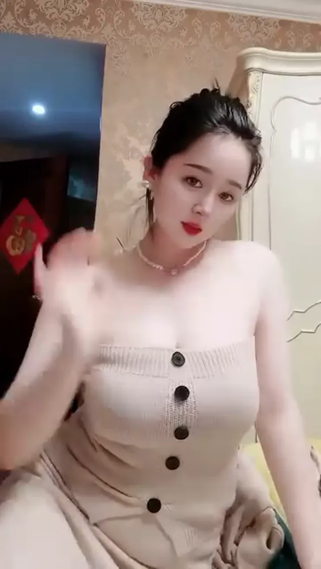 這樣看我，是不是在偷偷幻想什麼？