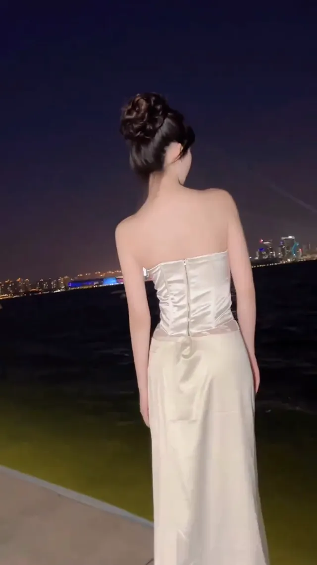 被你盯著，我都不好意思了啦～