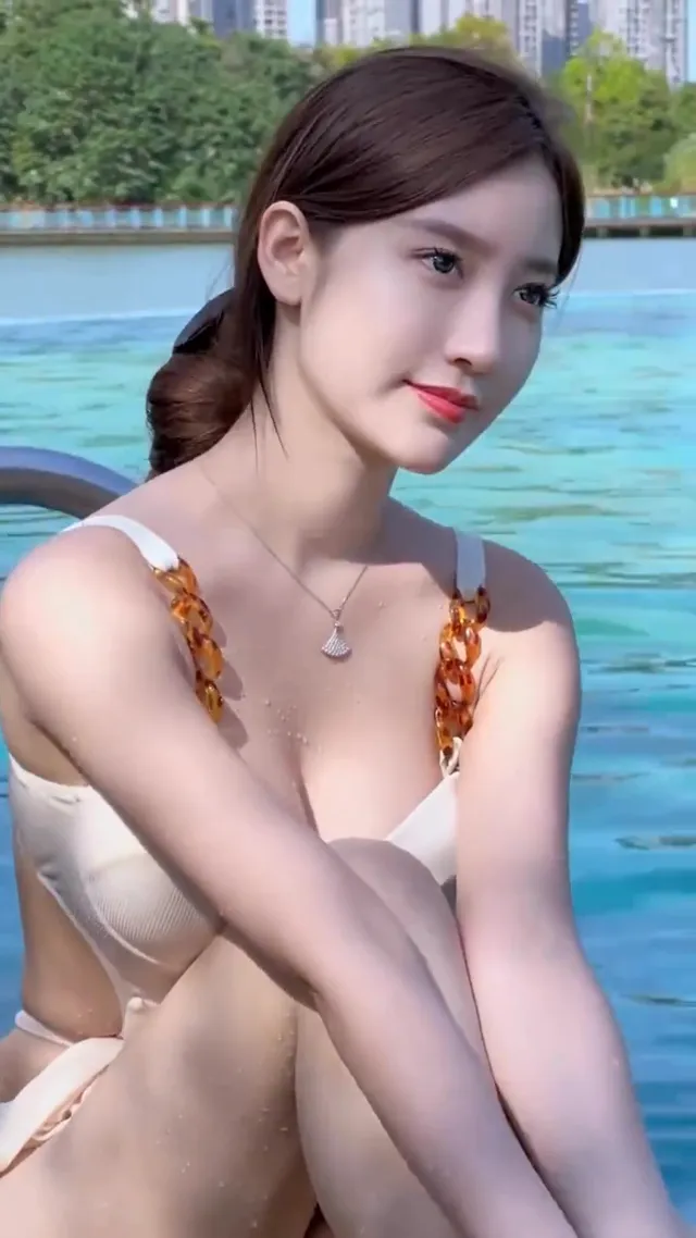 你不講話，是怕我發現你臉紅嗎？