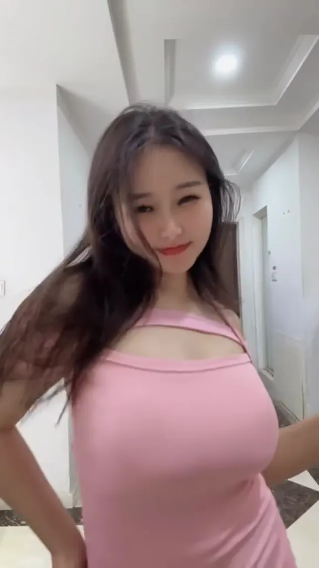 你喜歡安靜的海，還是熱情的我？