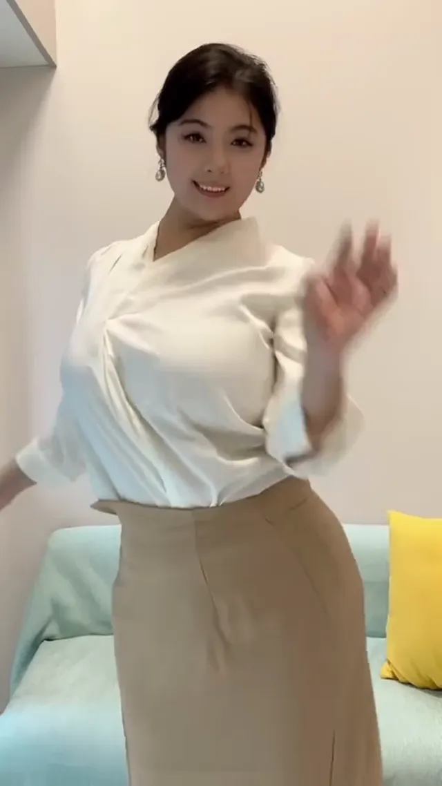 是不是想要我靠近一點？