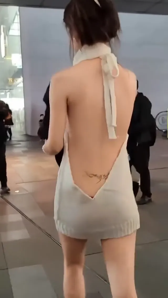 泳裝不是重點，被你看穿的才是🥺