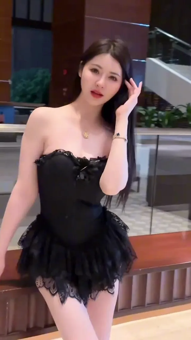 別以為我不知道你偷看第幾次了😜