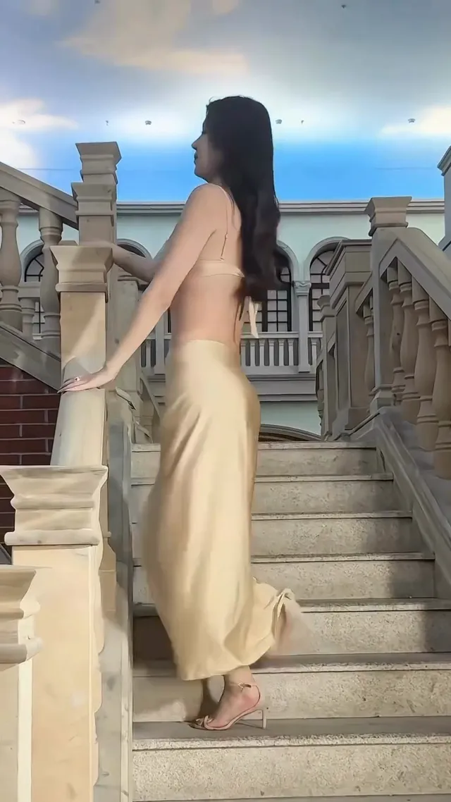 泳裝是表面，心動才是真相。