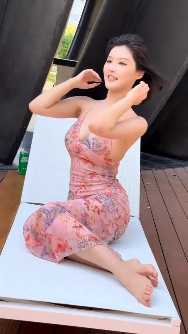 我站在這裡，你的視線沒離開過對吧？