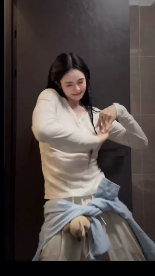是不是想要我靠近一點？