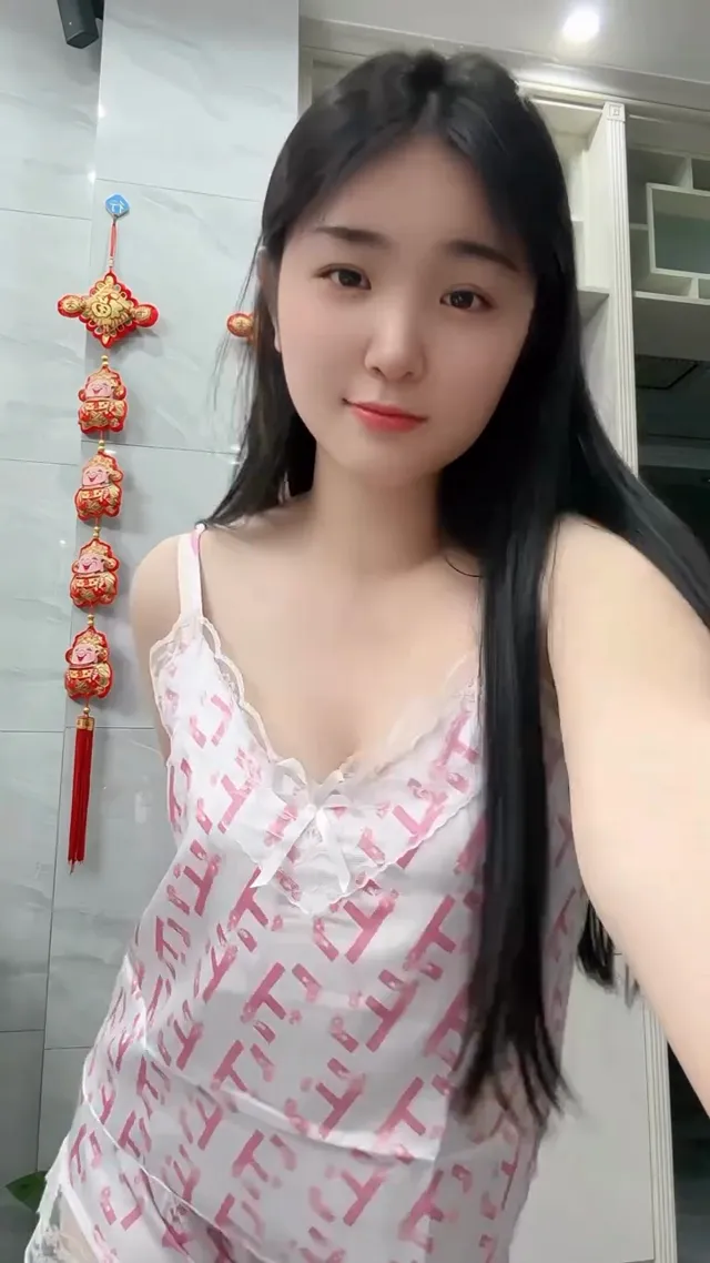 眼睛看海，心卻跟著我走了～