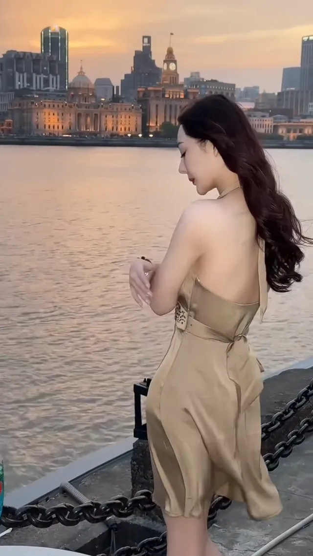 陽光、海風和我，你最想抱哪一個？